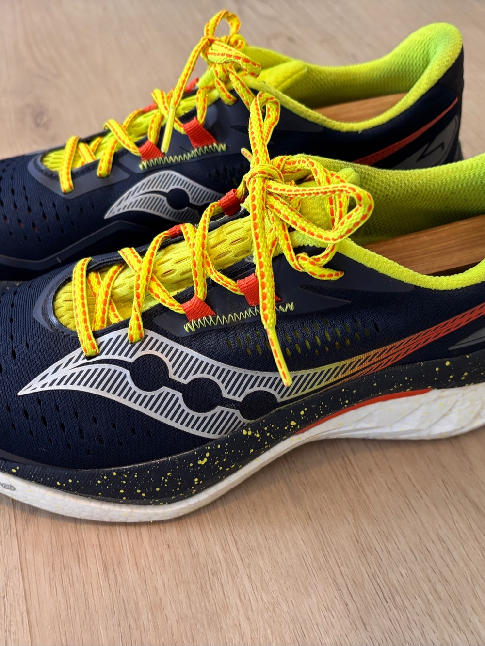 Saucony Men's Navy Blue and Neon Yellow Athletic Running Shoes